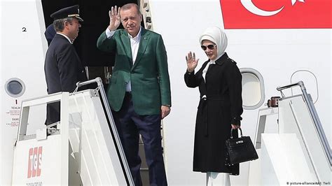 hermes tasche emine erdogan|Government deems CHP leader's call on First Lady to burn .